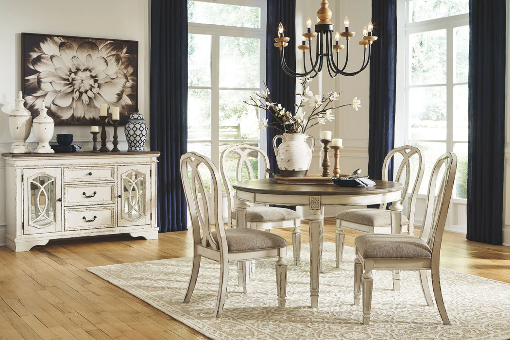 Realyn - Oval Dining Room Extension Table (slight dent) AS-IS