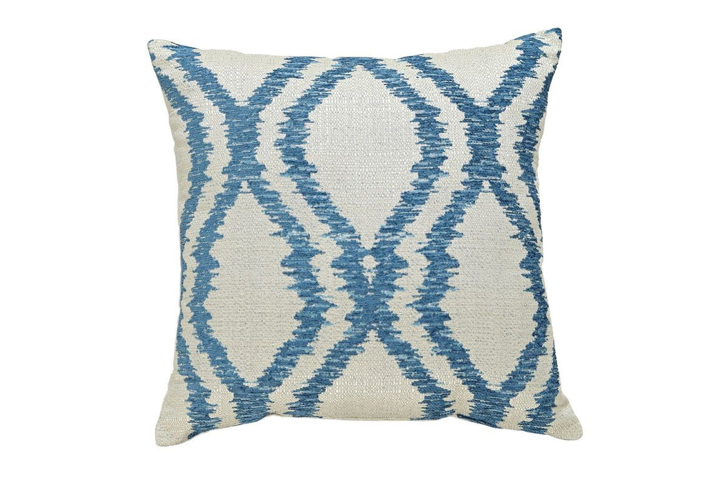 Estelle Pillow