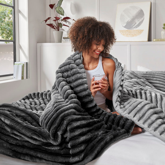 Avril - King/California King Fluffy Ribbed Plush Comforter Set - Gray Ombre - Simple Home Plus