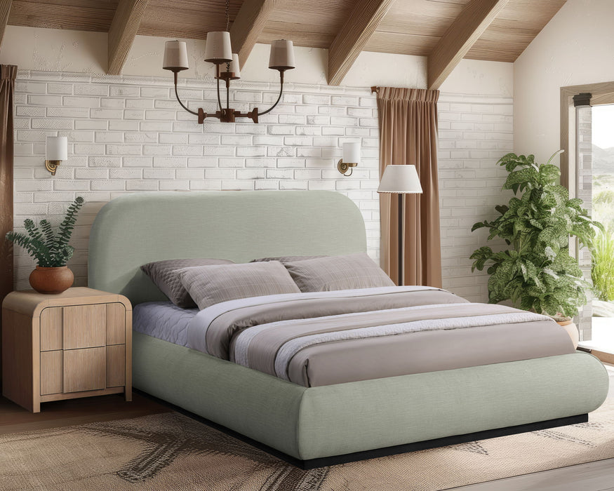 Vaughn - Chenille Bed With Black Base - Simple Home Plus