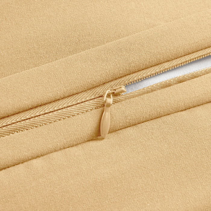 Galleria - 4 Piece King Red Comforter Set - Red